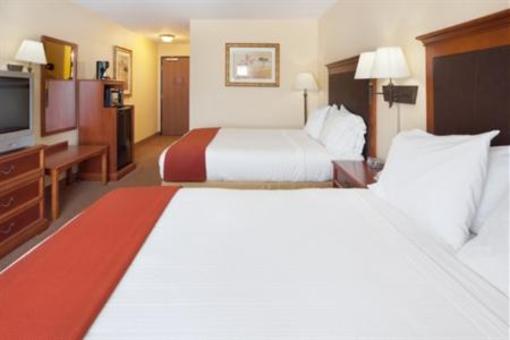фото отеля Holiday Inn Express Hotel & Suites Laredo-Event Center Area