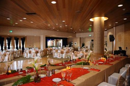 фото отеля Crowne Plaza Redondo Beach & Marina