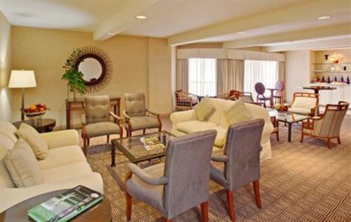 фото отеля Crowne Plaza Redondo Beach & Marina