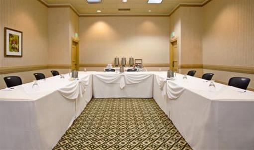 фото отеля Crowne Plaza Redondo Beach & Marina
