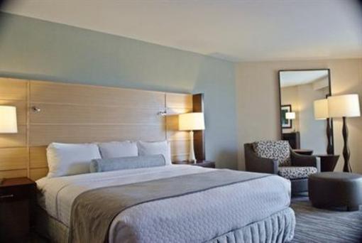 фото отеля Crowne Plaza Redondo Beach & Marina