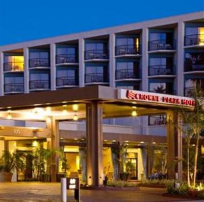 фото отеля Crowne Plaza Redondo Beach & Marina