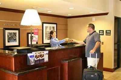 фото отеля Hampton Inn Lincoln (Illinois)