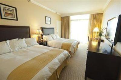 фото отеля Radisson Hotel Newport Beach