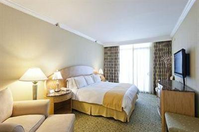 фото отеля Radisson Hotel Newport Beach