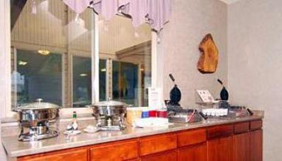 фото отеля BEST WESTERN Holiday Motel
