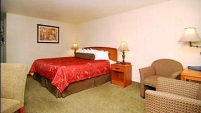 фото отеля BEST WESTERN Holiday Motel