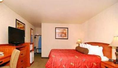 фото отеля BEST WESTERN Holiday Motel