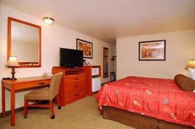 фото отеля BEST WESTERN Holiday Motel