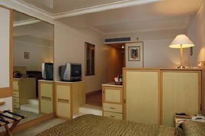 фото отеля VITS Hotel Mumbai