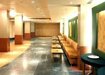 фото отеля Hotel Shanti Palace (Mahipalpur)