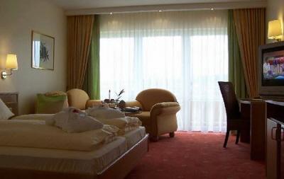 фото отеля Schwarzwald Sonnenhof Hotel Schomberg (Calw)