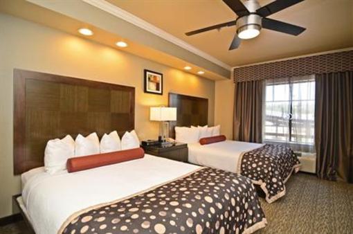 фото отеля BEST WESTERN PREMIER Crown Chase Inn & Suites