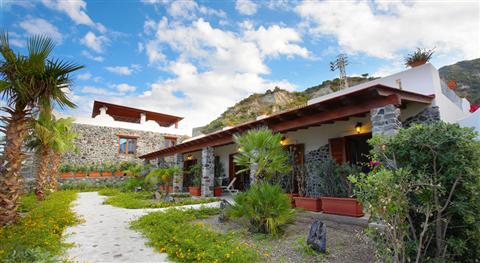 фото отеля Hotel Residence Acquacalda Lipari