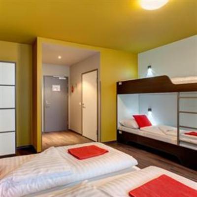 фото отеля Meininger Hotel Downtown Sissi