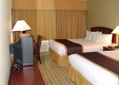 фото отеля Quality Inn Peterborough (Canada)