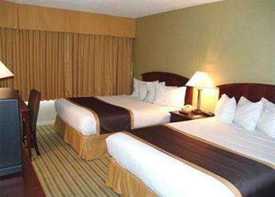 фото отеля Quality Inn Peterborough (Canada)