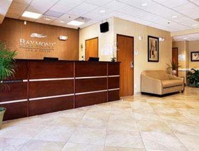 фото отеля Baymont Inn & Suites Savannah South