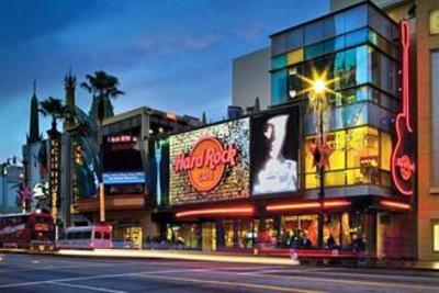 фото отеля BEST WESTERN PLUS Hollywood Hills Hotel