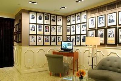 фото отеля BEST WESTERN PLUS Hollywood Hills Hotel