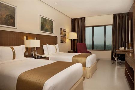 фото отеля Holiday Inn Cochin