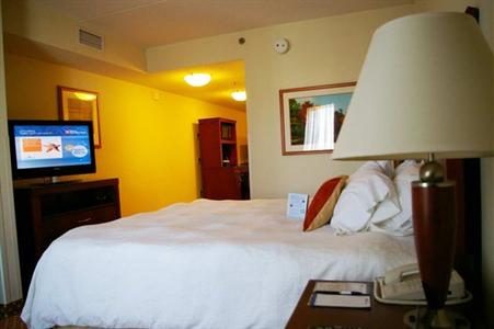 фото отеля Hilton Garden Inn Greensboro