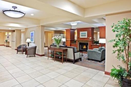 фото отеля Holiday Inn Express Hotel & Suites Marysville