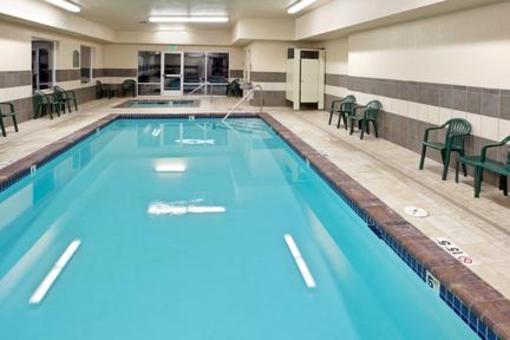 фото отеля Holiday Inn Express Hotel & Suites Marysville