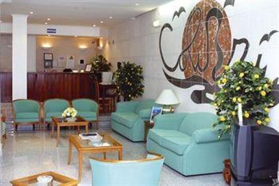 фото отеля Hotel Residencial Colibri Costa da Caparica