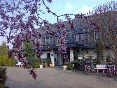 фото отеля Hotel Landhaus Geliti Schwielowsee
