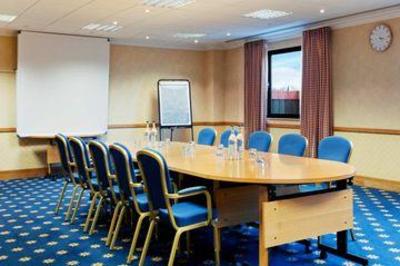 фото отеля Hilton Swindon