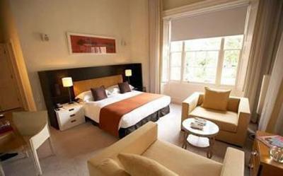 фото отеля The Grove Hotel Chandler's Cross London