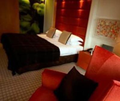 фото отеля The Grove Hotel Chandler's Cross London