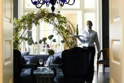 фото отеля The Grove Hotel Chandler's Cross London