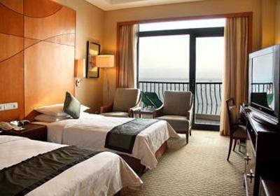 фото отеля Holiday Inn Sea View Qinhuangdao