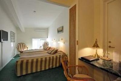 фото отеля Ariston Hotell