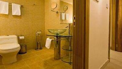 фото отеля MiNC Al Barsha Hotel Apartments Dubai