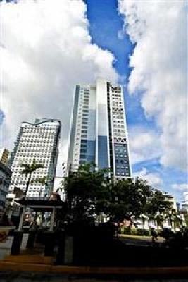 фото отеля Berjaya Manila Hotel - Philippines