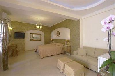 фото отеля Casa Moazzo Suites And Apartments Rethymno