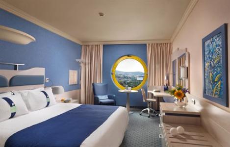фото отеля Holiday Inn Athens - Attica Avenue