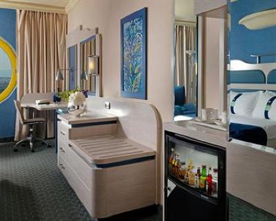 фото отеля Holiday Inn Athens - Attica Avenue
