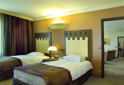 фото отеля Holiday Inn Athens - Attica Avenue