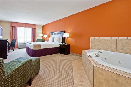 фото отеля Holiday Inn Express Hotel & Suites Hixson