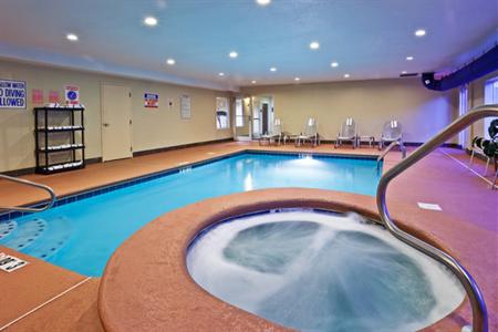 фото отеля Holiday Inn Express Hotel & Suites Hixson