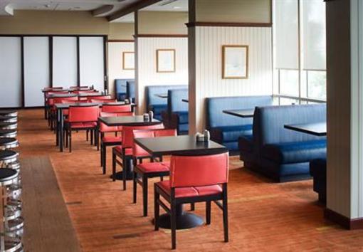 фото отеля Courtyard by Marriott Carolina Beach