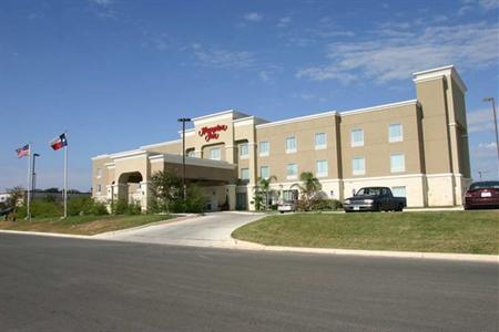 фото отеля Hampton Inn Seguin