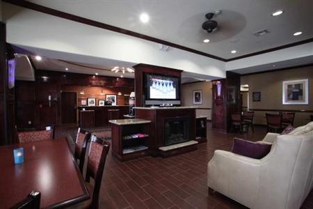 фото отеля Hampton Inn Seguin