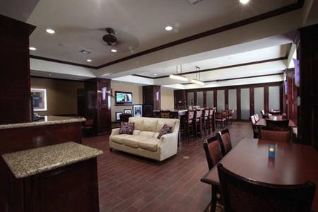 фото отеля Hampton Inn Seguin