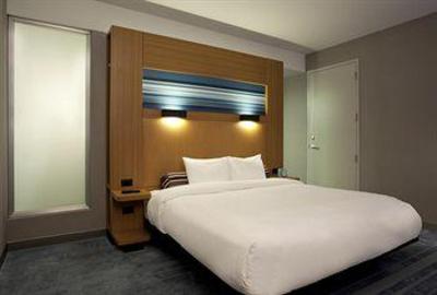фото отеля aloft Denver International Airport