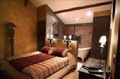 фото отеля La Tour Cocooning Gastronomie Hotel Chatillon